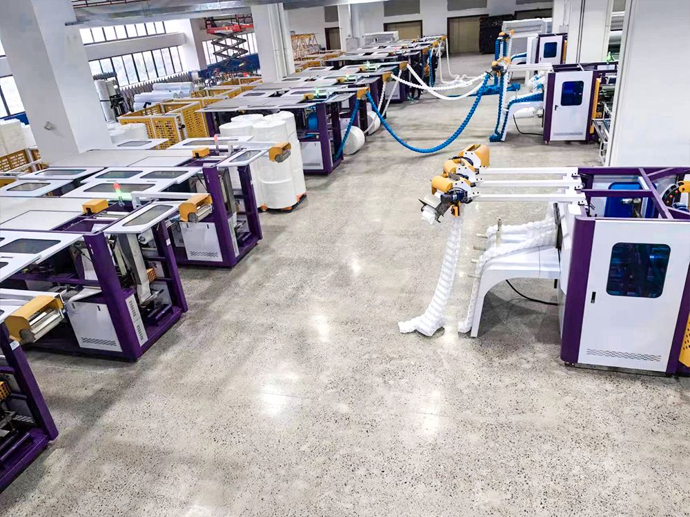 صور من مشروع مصنع مراتب ناجح