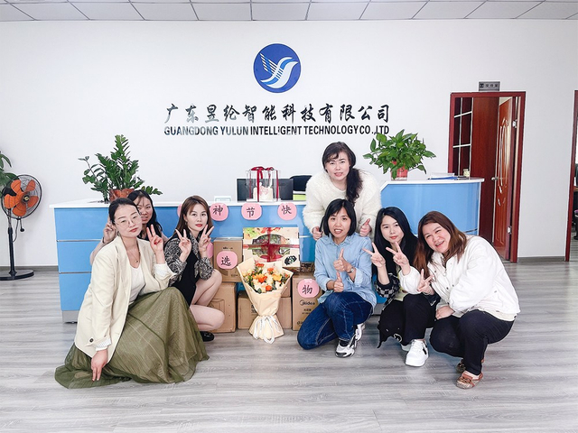 أحداث الآلات يولون