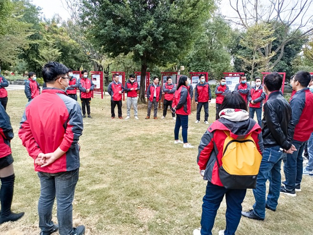 مبنى فريق Yulun Machinery